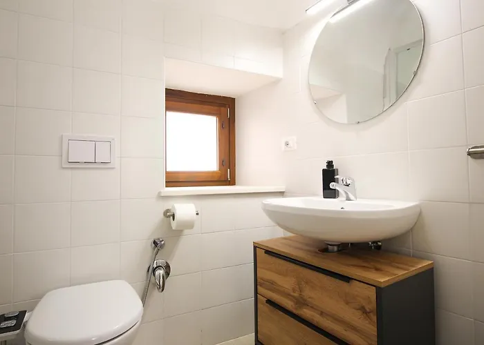 Casa Alta Gasthof LʼAquila